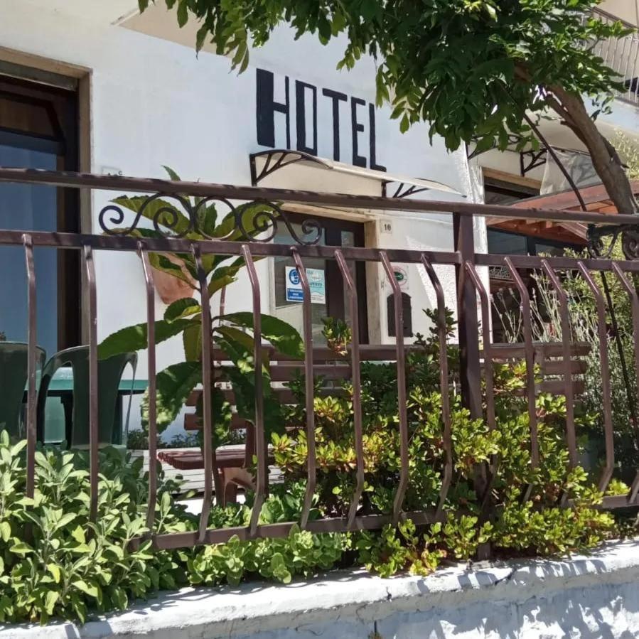 Albergo Sangrila Lanzo Torinese Eksteriør billede