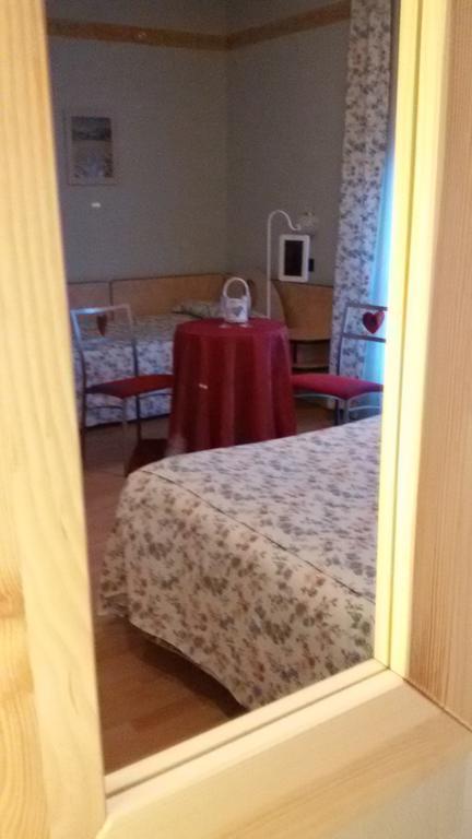 Albergo Sangrila Lanzo Torinese Eksteriør billede