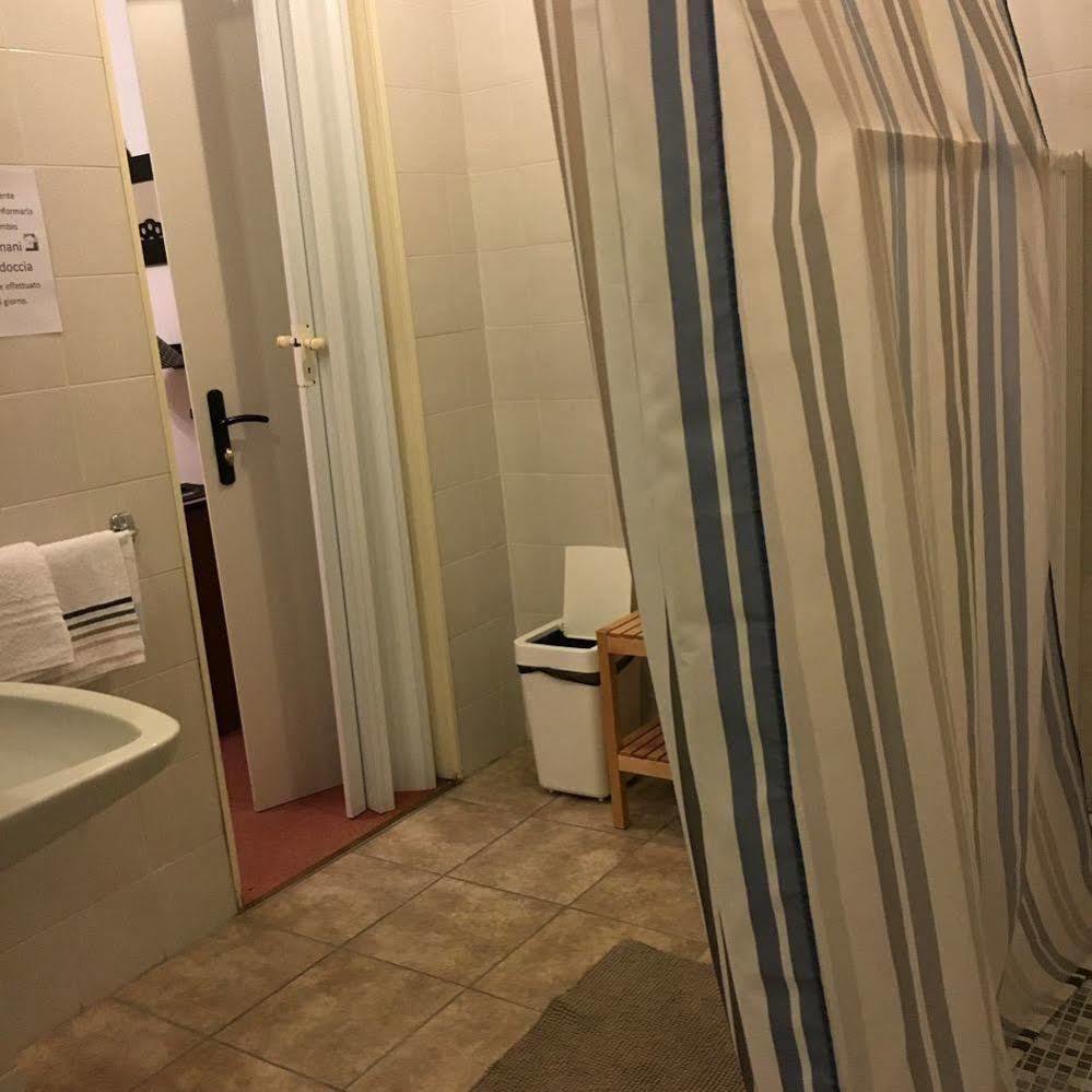 Albergo Sangrila Lanzo Torinese Eksteriør billede